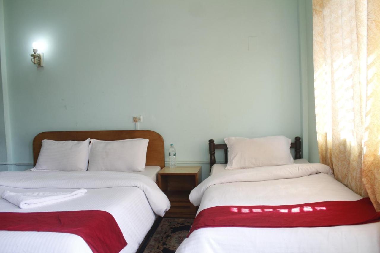 Pushpa Guest House Pokhara Exterior foto